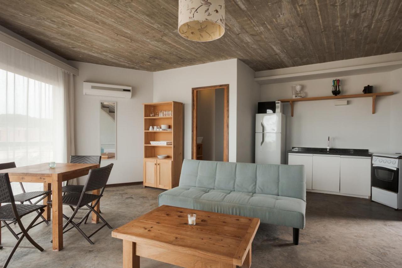 Maradentro Apart Hotel & Suites Punta Del Diablo Exterior photo