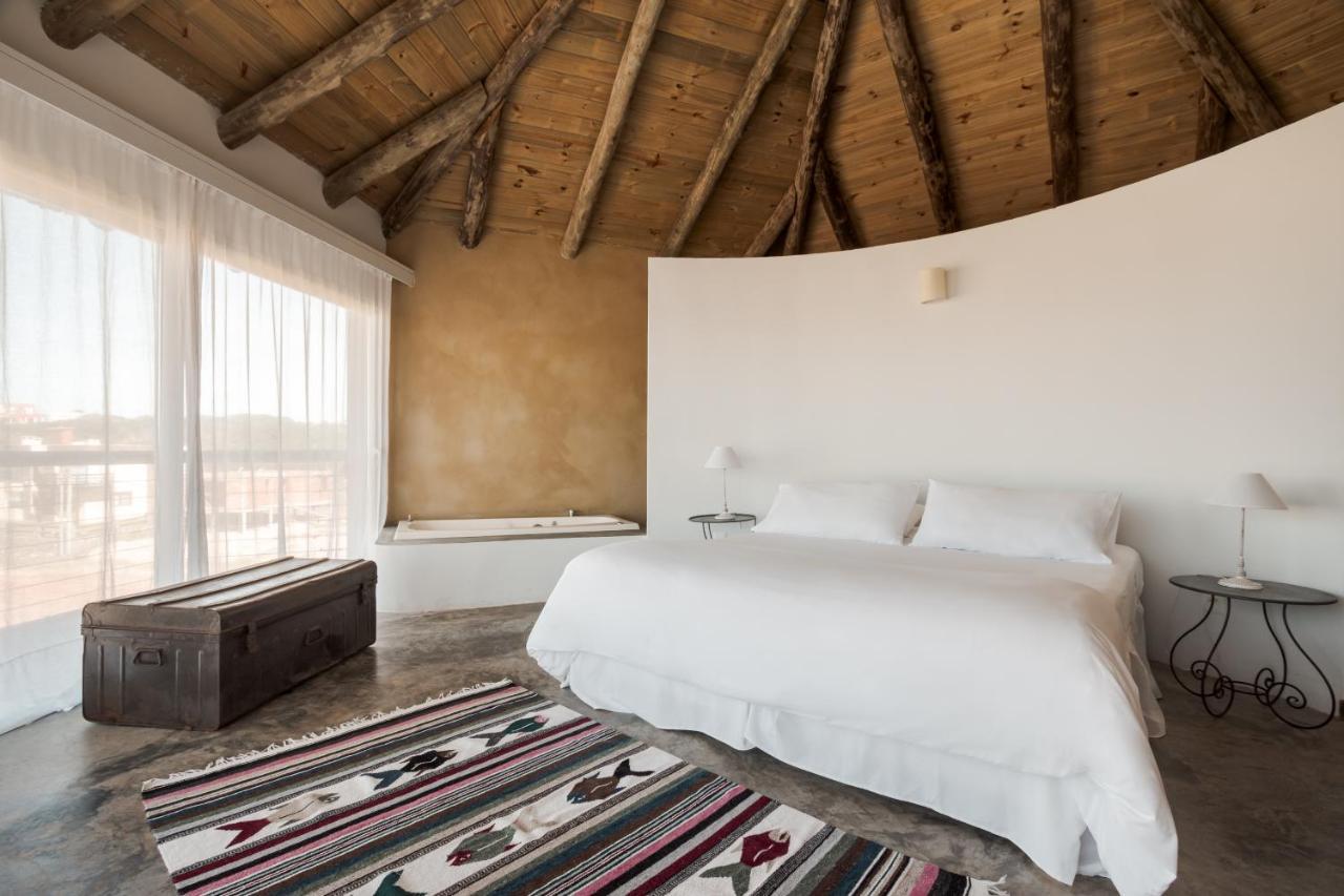 Maradentro Apart Hotel & Suites Punta Del Diablo Exterior photo