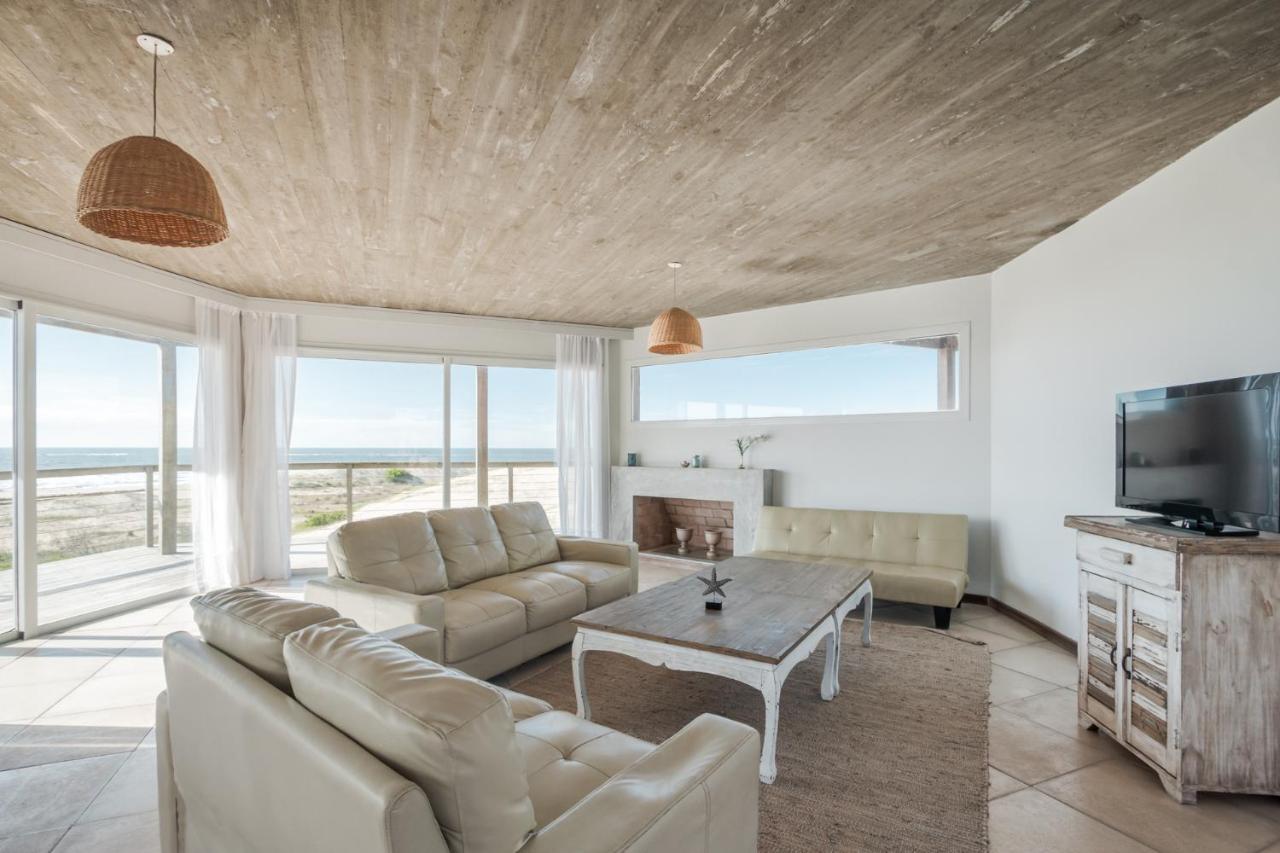 Maradentro Apart Hotel & Suites Punta Del Diablo Exterior photo