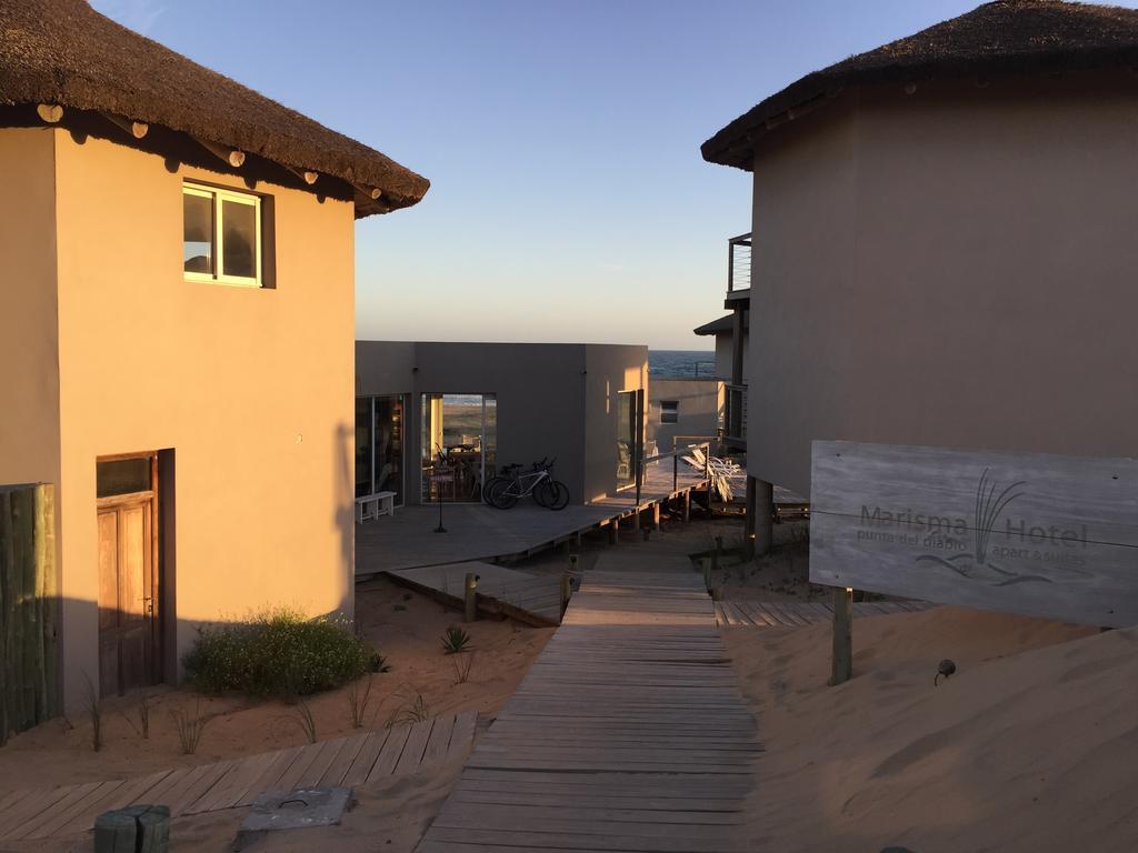 Maradentro Apart Hotel & Suites Punta Del Diablo Exterior photo